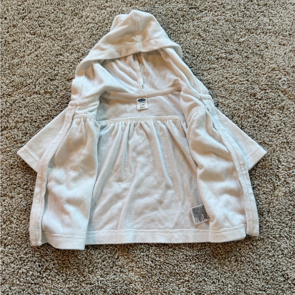Old Navy Baby Girl swim coverup White Hooded Zip-Up Jacket Size 0-3 Months - Picture 5 of 6
